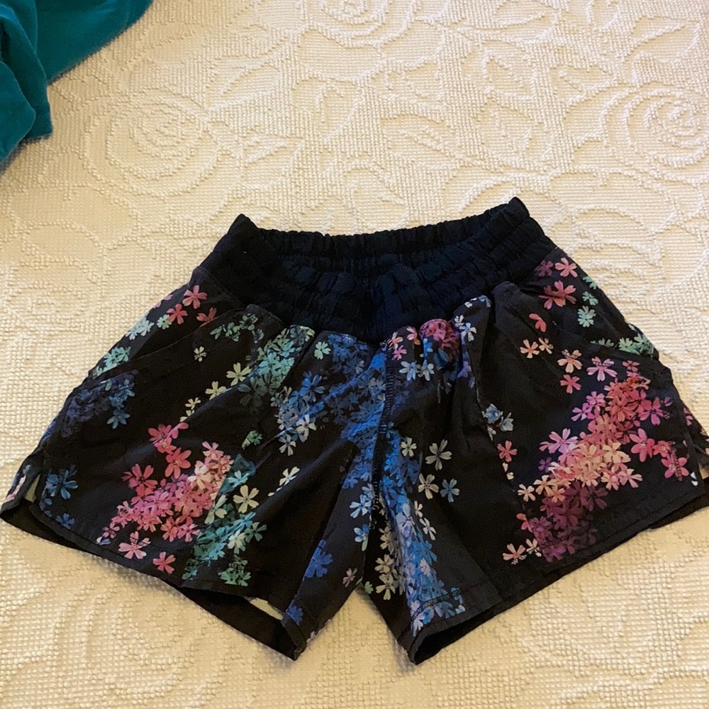 Floral Lulu shorts with liner